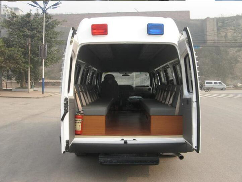 防暴運兵車
