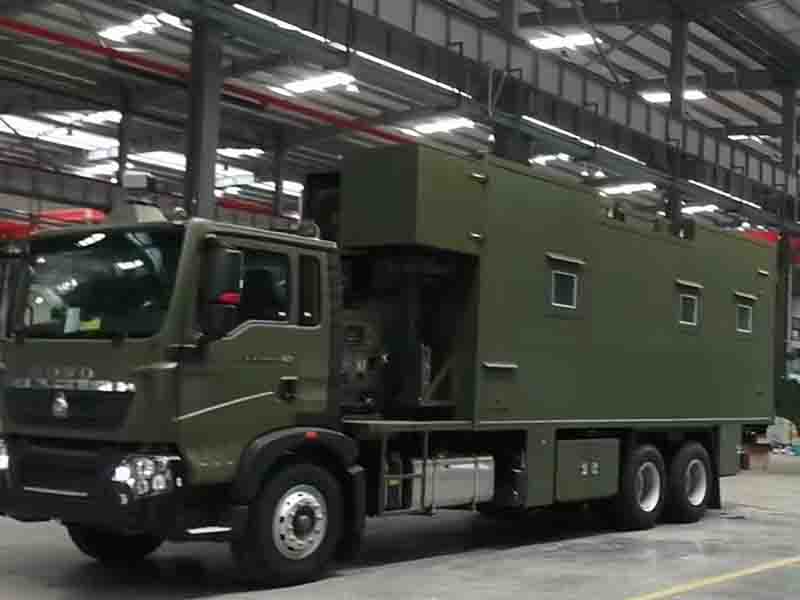 軍用大板方艙車